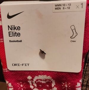 Nike SANTA Crew Socks 2 Pair One Red And One Green